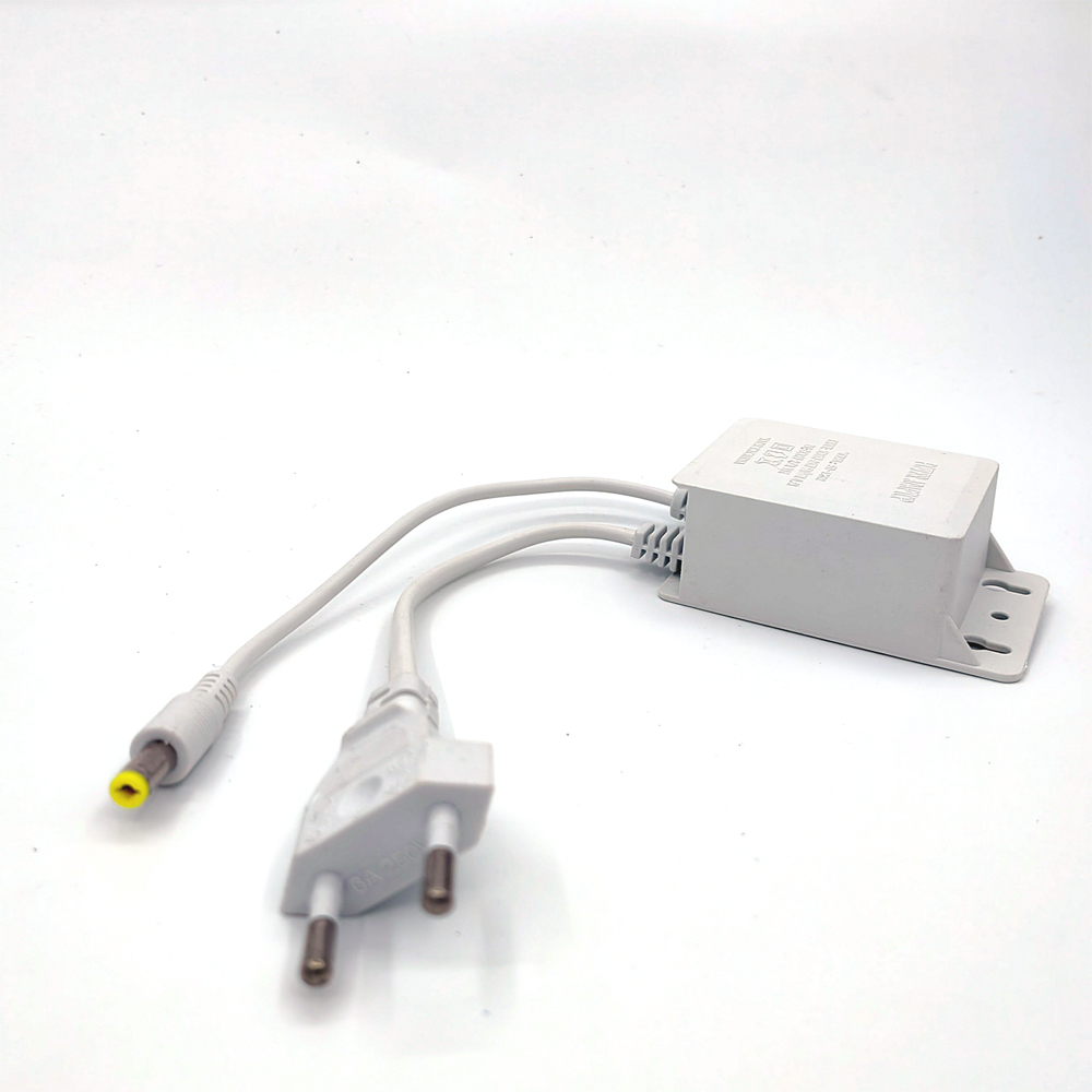 White AC 100-240V Input DC 12V - Outdoor Power Plug In 评论和价格
